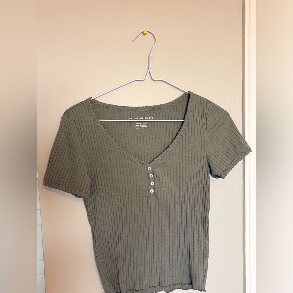 American Eagle Outfitters Khaki Ribbed Button-Front Tee